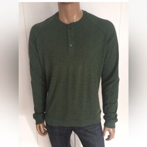 Vince Long Sleeve Forest color
 T-Shirt Size L